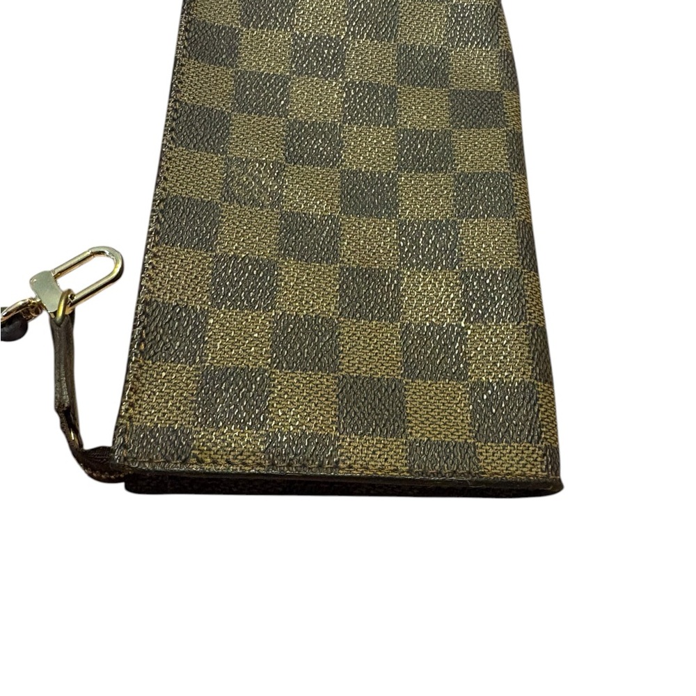 Louis Vuitton Neverfull Pouch in Damier Ebene W/ Strap Attachment • Authentic - Picture 11 of 16